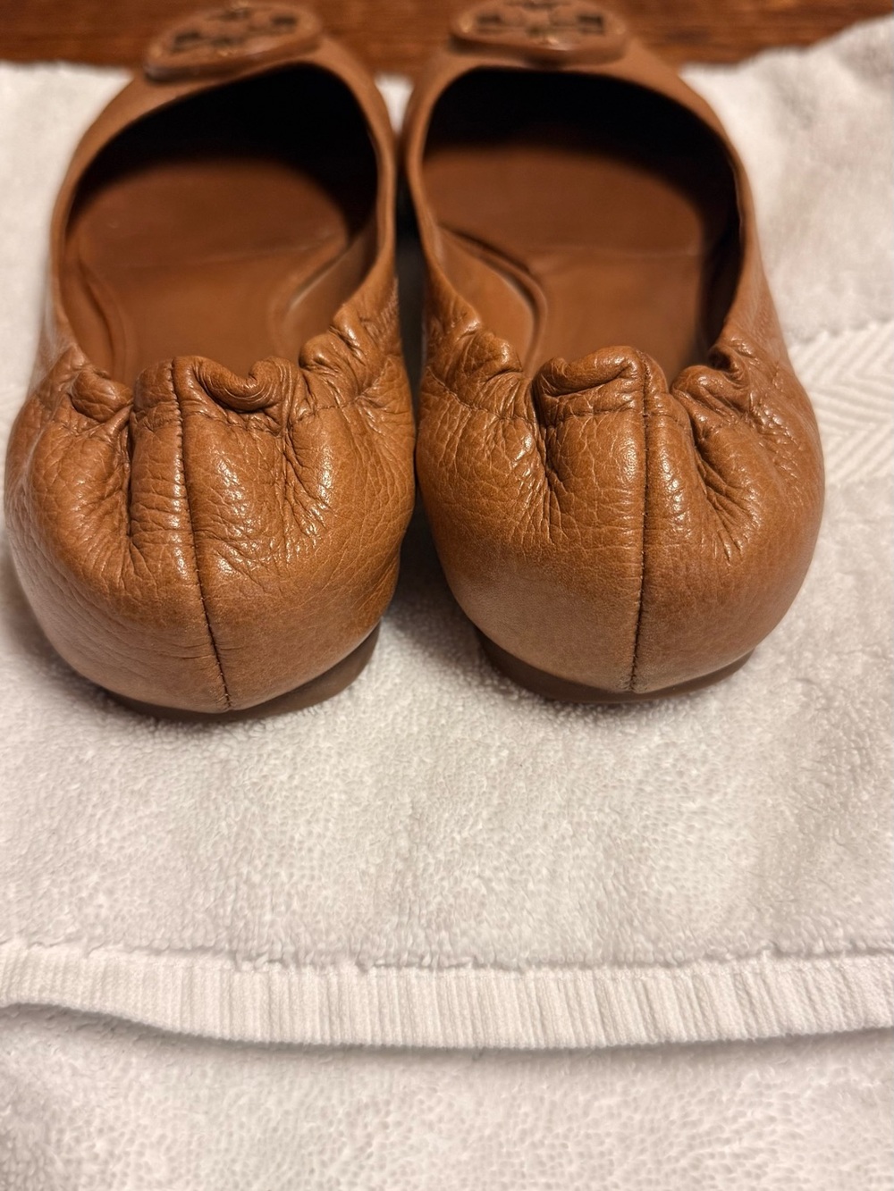 Tory Burch Cognac Leather Logo Ballet Flats - Picture 7 of 9